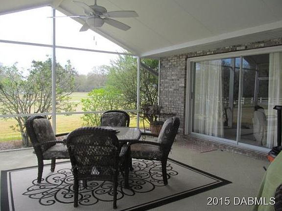 4th image of 215 Country Circle Dr E