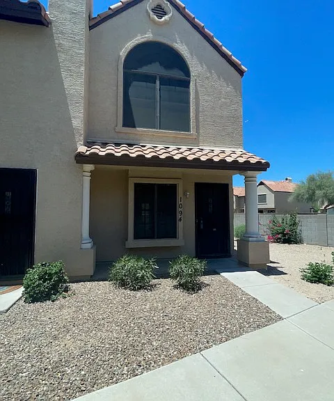 921 W University Dr #1094 — Photo 1