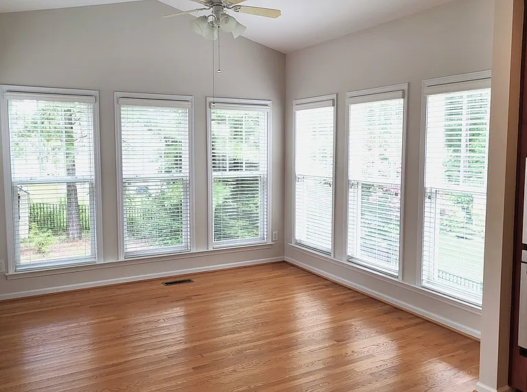 105 Clubhouse Dr — Photo 14