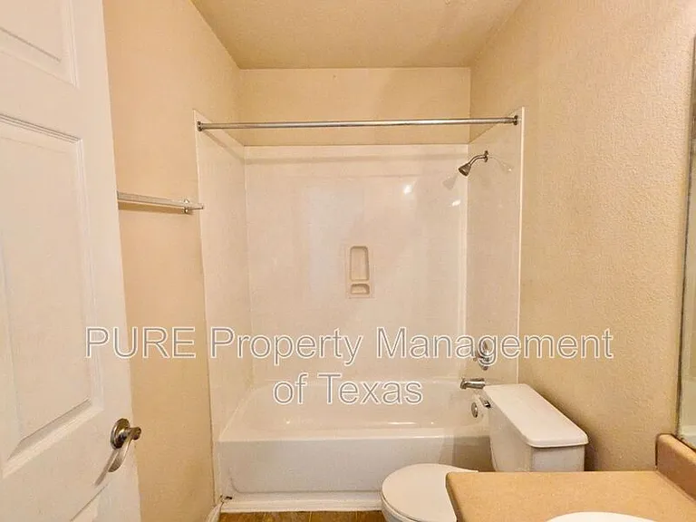 7412 Cayenne Ln — Photo 25