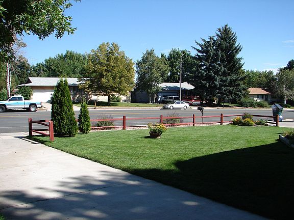 splitrail fence in front