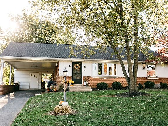 2nd image of 40 Highland Dr