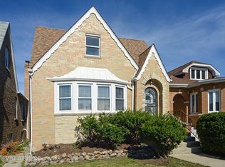 6036 W Melrose St, Chicago, IL 60634