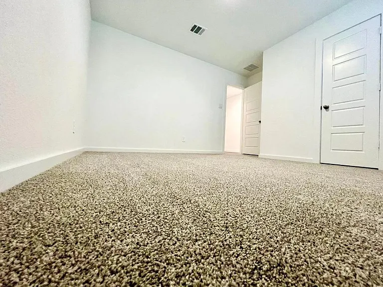 1122 Briscoe Ct — Photo 27