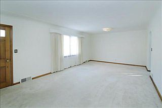 3rd image of 49 W Meadowlawn Ave