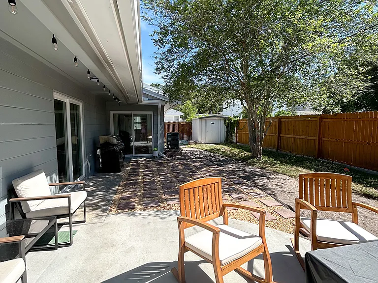 1118 47th Ave N #A — Photo 14