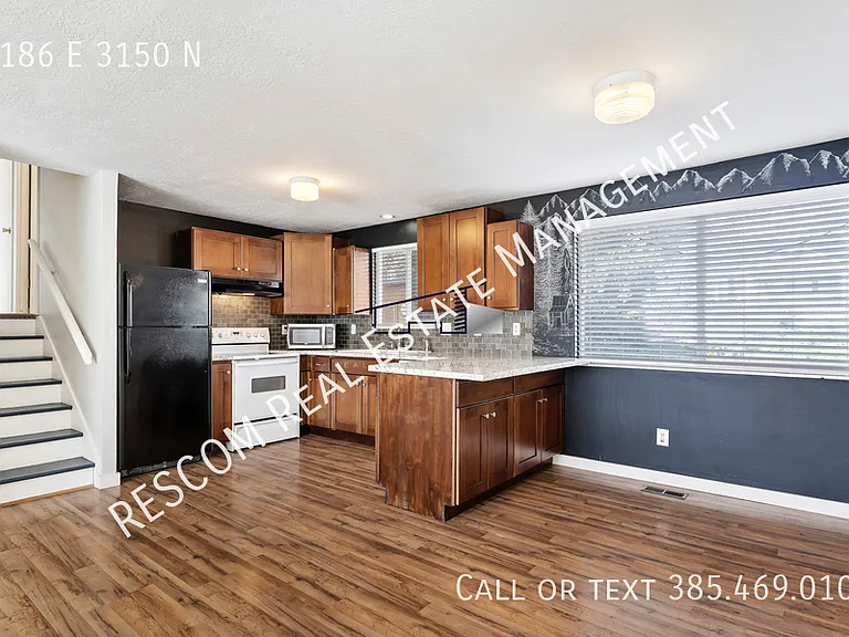1186 E 3150 N — Photo 4