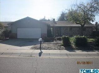 1631 E Vassar Dr, Visalia, CA 93292