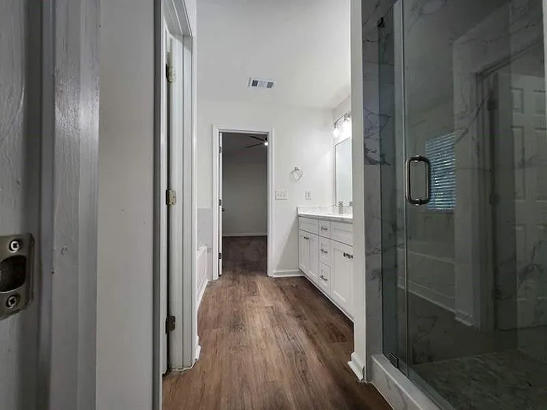 2025 Kyrle Ln — Photo 12