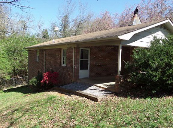 3rd image of 1409 Swain St