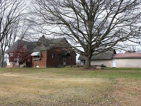 2nd image of 1105 N Craig Ave