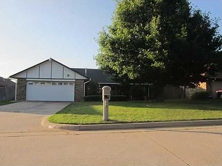 1st image of 128 Lochwood Ln