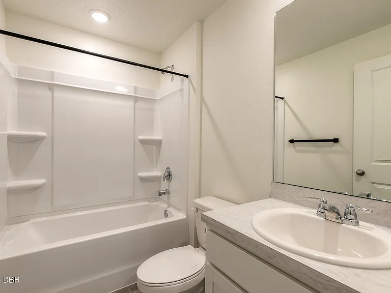 11 Ruth Dr — Photo 10
