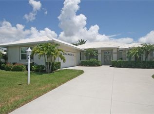 1366 Brenner Park Dr, Venice, FL 34292