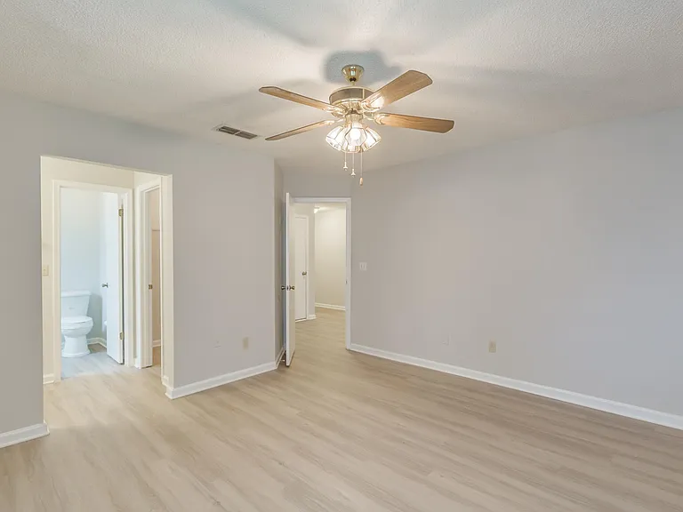 4172 Davie Ct — Photo 26