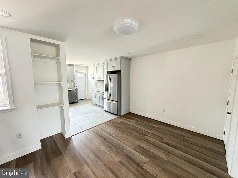 3113 Glenview St — Photo 4