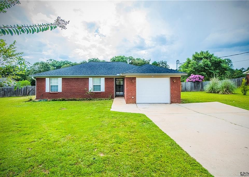 1st image of 215 Elkwood Dr