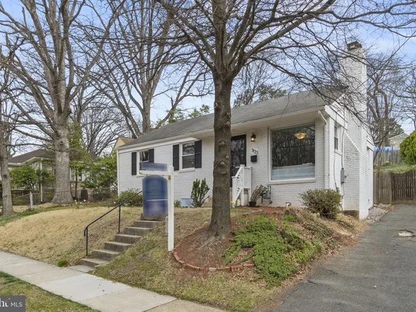 3133 King St, Alexandria, VA 22302