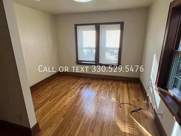 4th image of 21 S Highland Ave #10