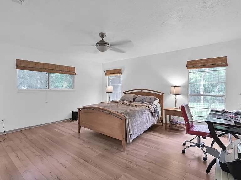 5928 Sinclair Dr — Photo 20