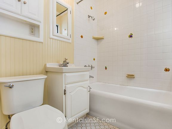 3rd image of 515 Masonic Ave APT 4