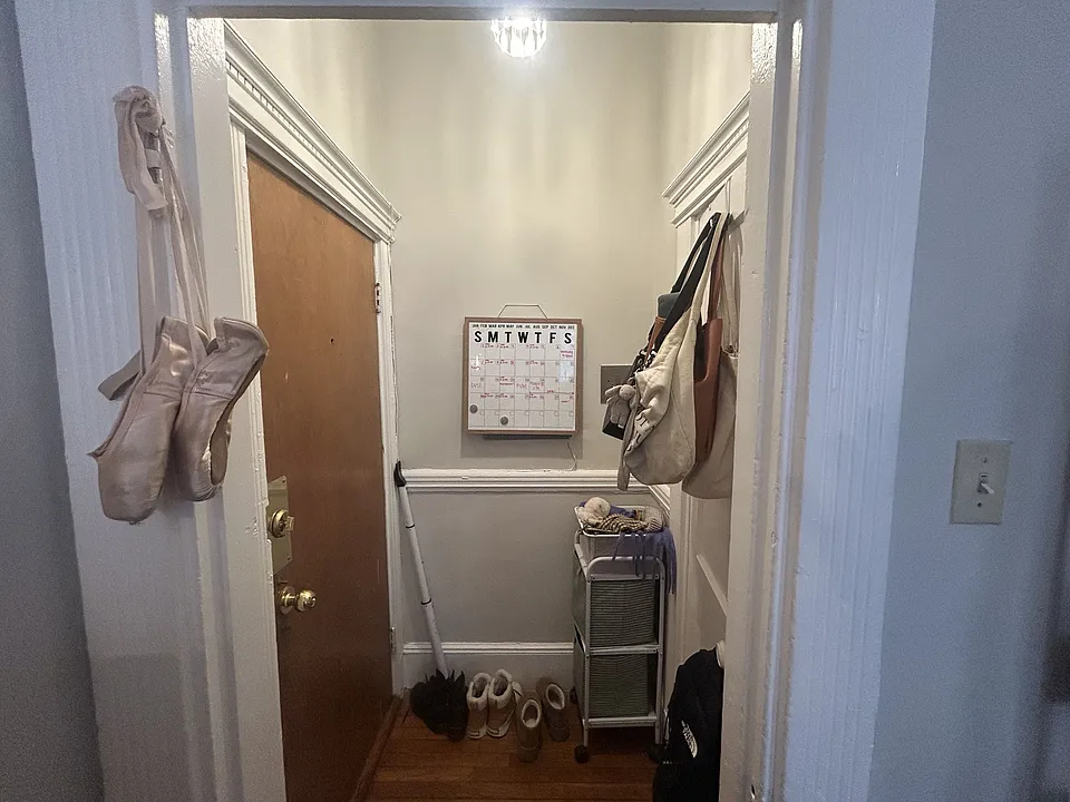 38 Hemenway St #1