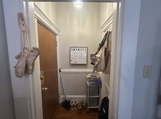 38 Hemenway St APT 1, Boston, MA 02115