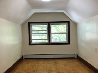 1108 123rd St, College Point, NY 11356