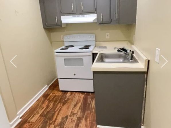 611 Stewart Ave SE #2