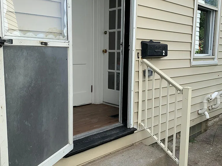 329 Prospect St #1 — Photo 11