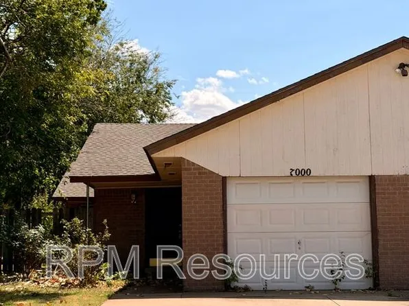 7000 Woodlake Dr, Oklahoma City, OK 73132