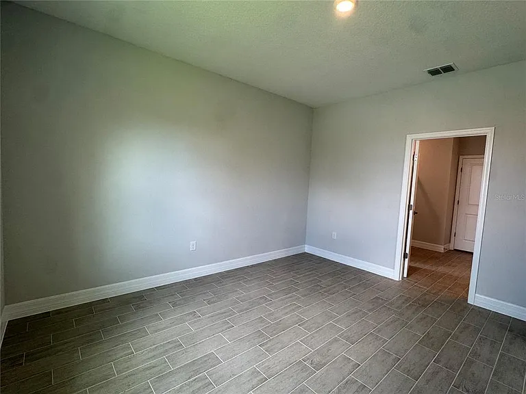 13416 SW 31st Terrace Rd — Photo 4