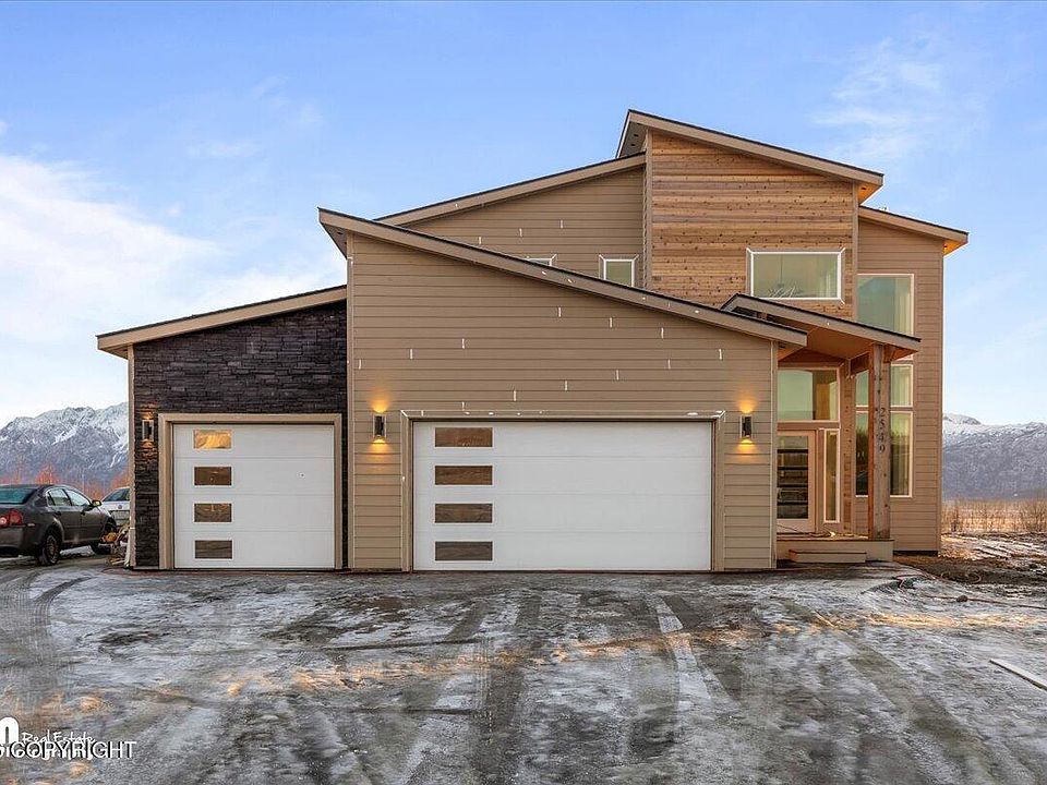 1st image of 2613 S Rainbow View Cir