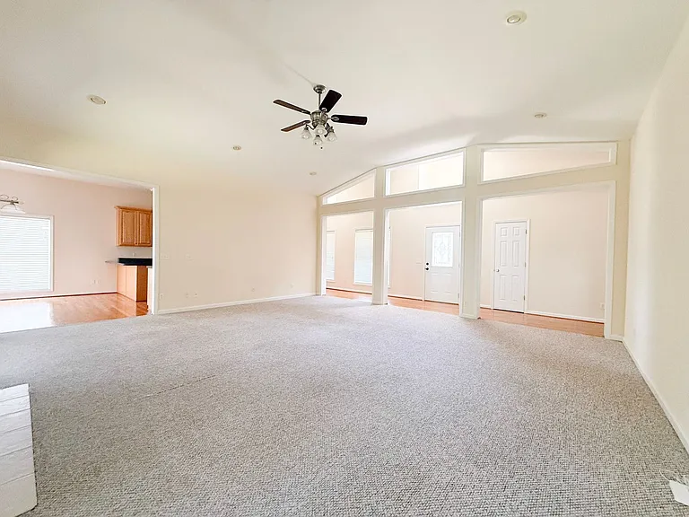 4565 Twin Creeks Dr — Photo 6