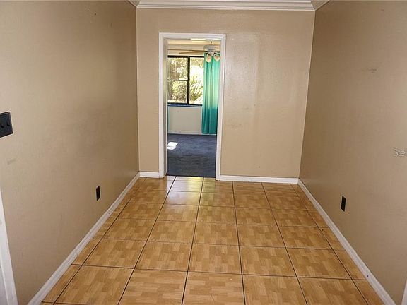 4th image of 10904 N 20th St