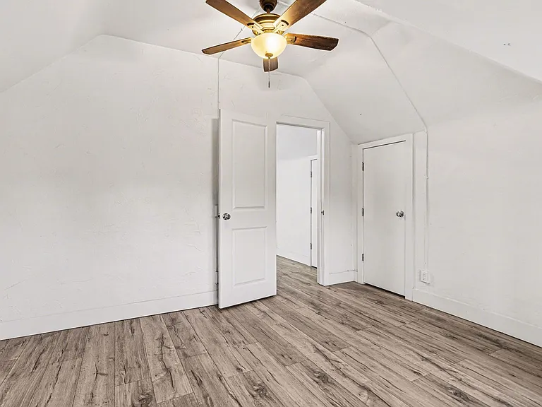 1159 N Corona St — Photo 7