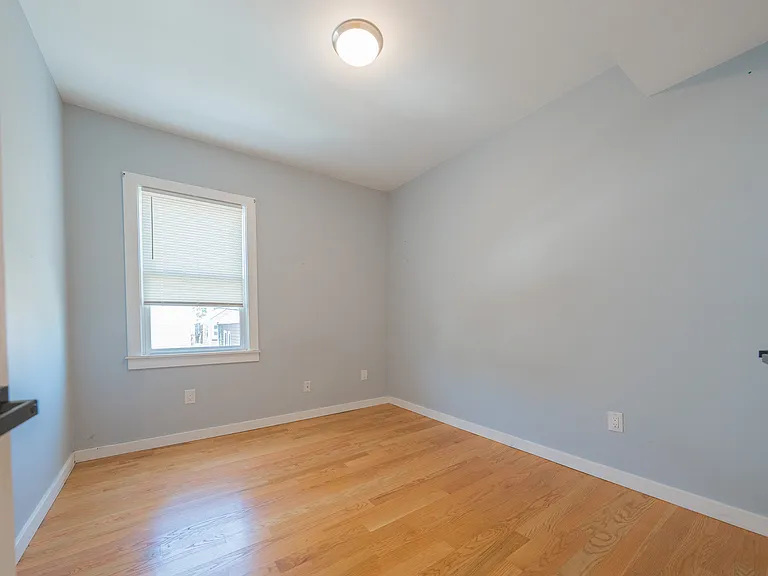 0 Shelby St #3 — Photo 7