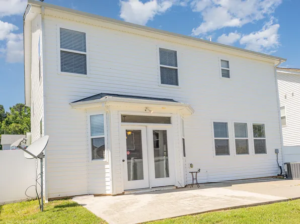 5935 Paducah Dr, Raleigh, NC 27610