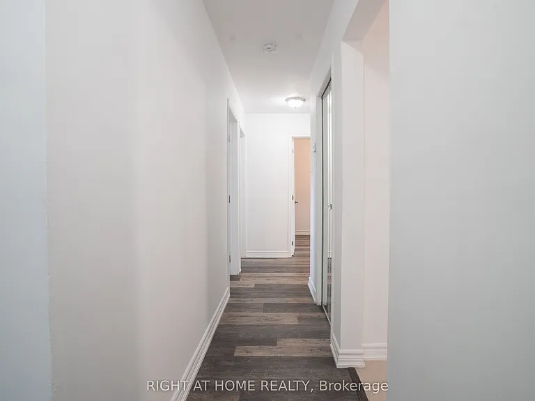 695 Glen Forrest Blvd #UPPER — Photo 11