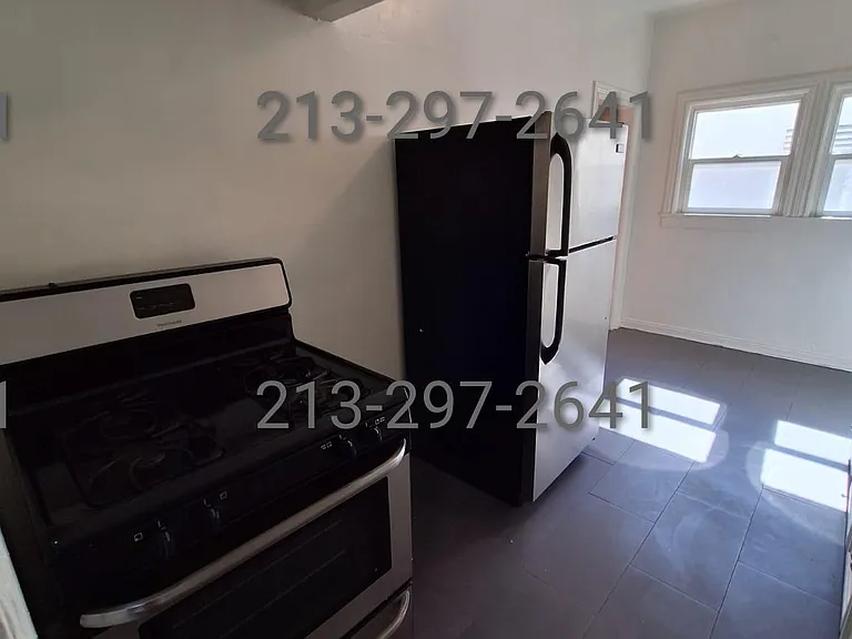 163 Bimini Pl #E — Photo 18