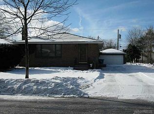 74 Leocrest Ct, Buffalo, NY 14224