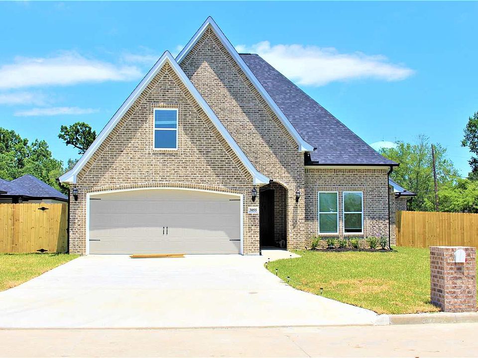 1st image of 3055 Yasmine Dior St