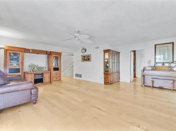 12141 Brittany Ln, Stanton, CA 90680
