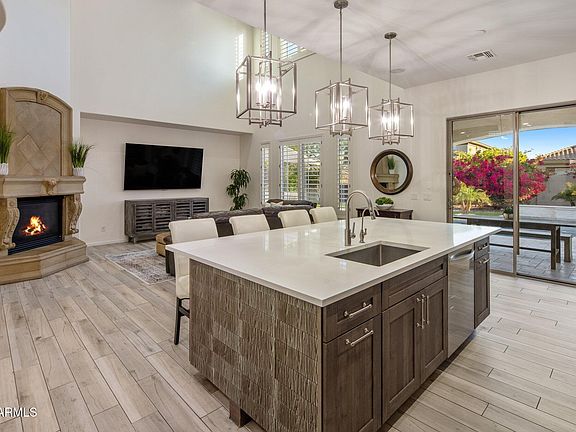 4th image of 3641 E LOS GATOS Drive
