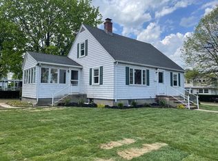 15 Bellmore Rd, Framingham, MA 01702