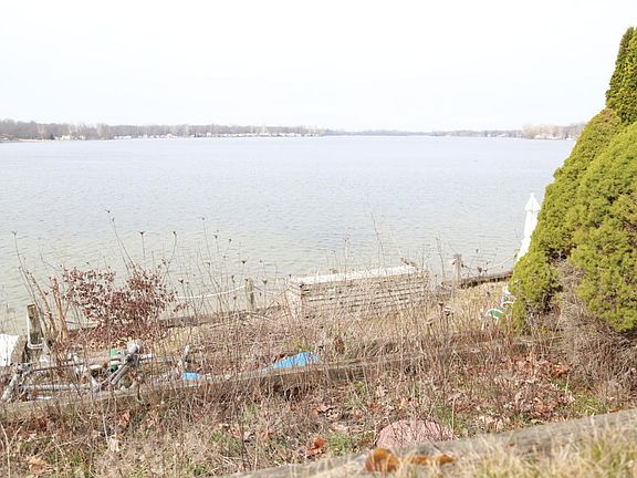 5th image of 4715 S Long Lake Dr
