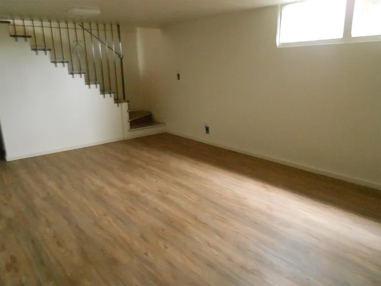 2485 S Spencer St — Photo 12