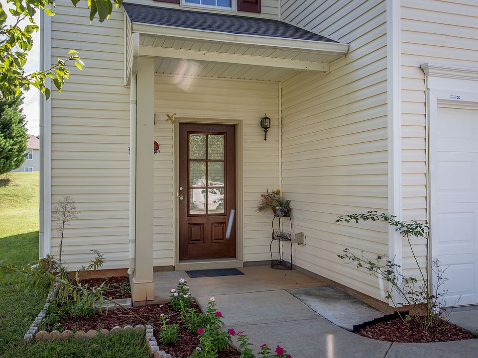 708 Peach Orchard Dr, Greensboro, NC 27214 Zillow