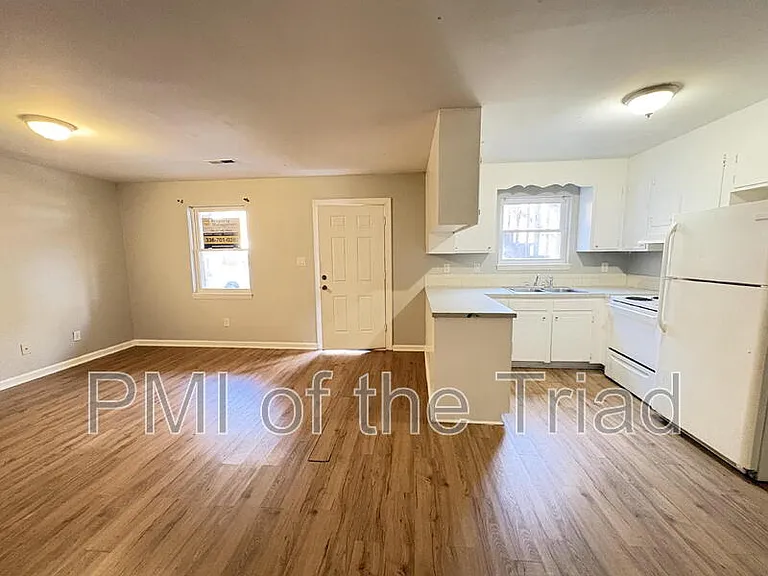 1600 Oak Croft Ct #D — Photo 16