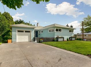 2121 NE Morgan St, Portland, OR 97211